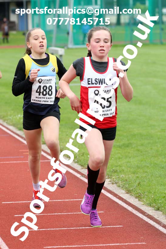 800 metres, NECAA Open Meeting, Morpeth, Sunday, September 27th. David T. Hewitson/Sports for All Pics